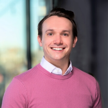 Headshot of Elliot Glass